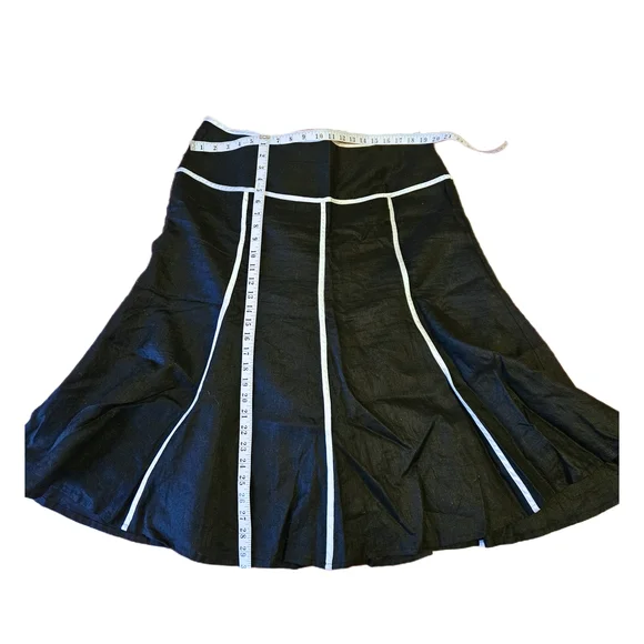 Linen Black and White A-Line Skirt🐈‍⬛ - Picture 3 of 7
